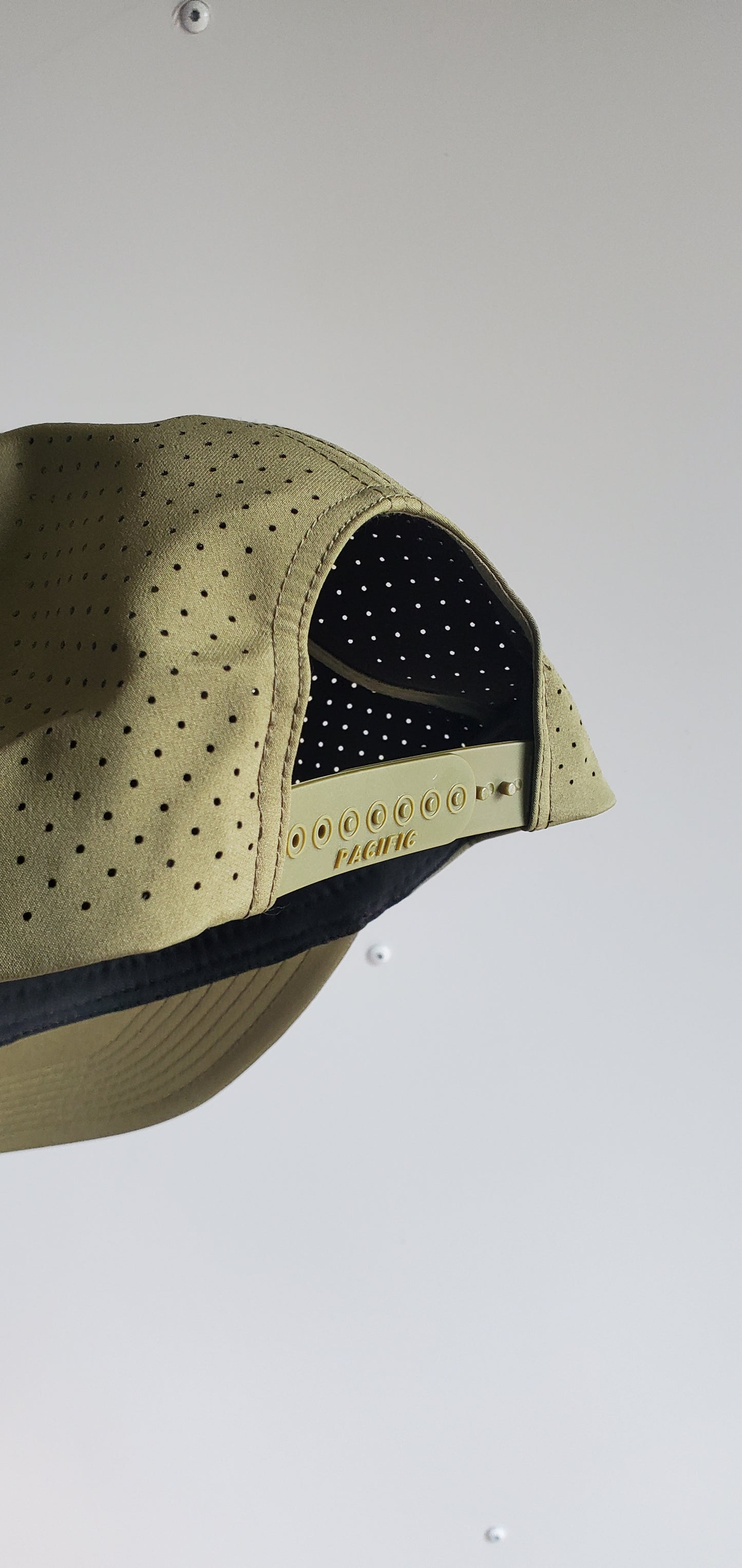 Fist of Lightning Performance Snap Back Hat - Olive